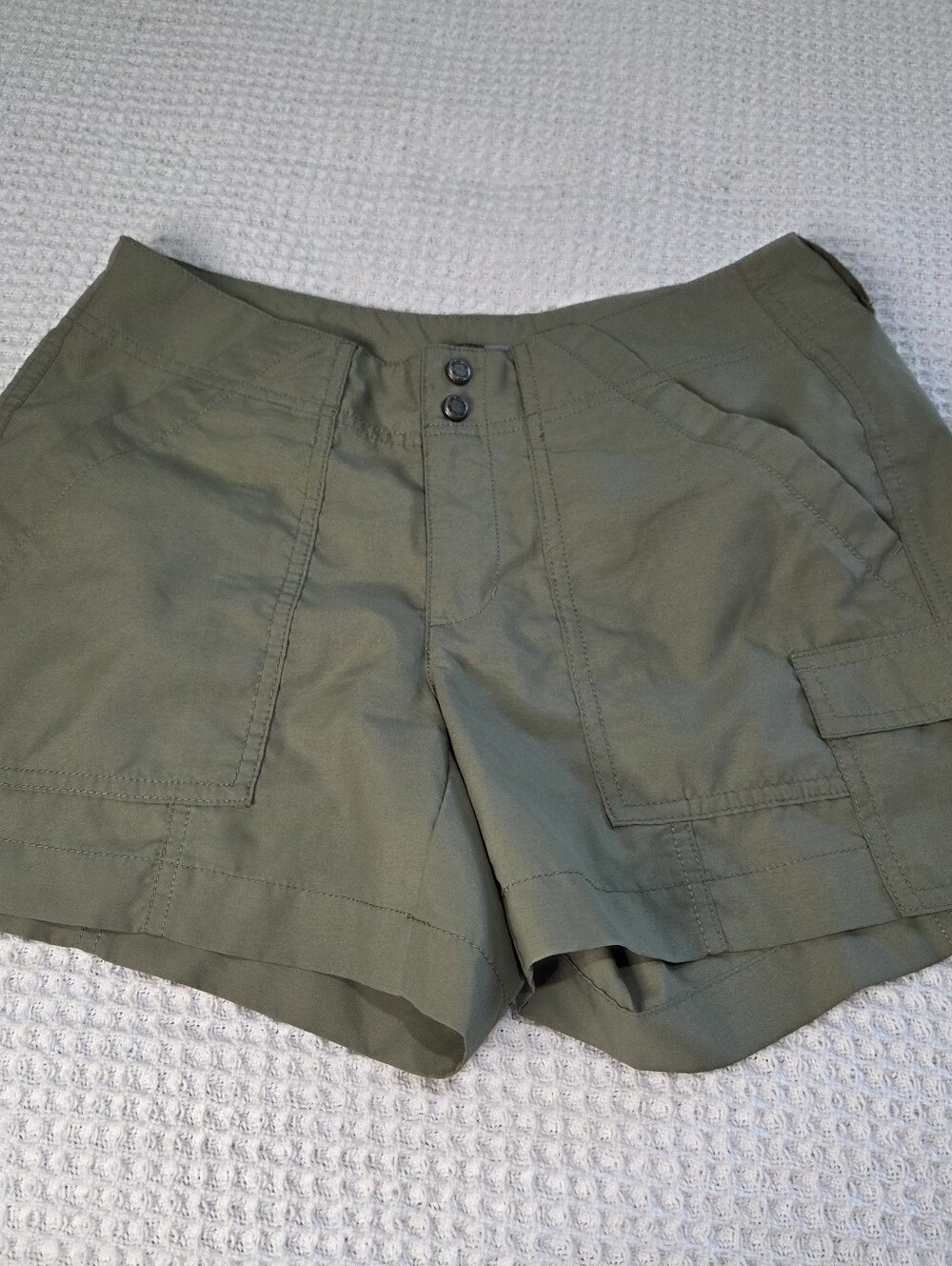 Nike ACG Shorts Size 2